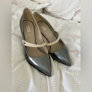 Marc Jacobs Metallic Silver Heels with Cream Strap